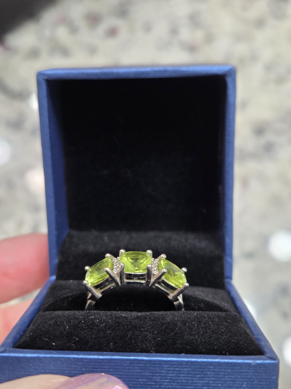 Stauer Peridot Three-Stone 2 1/3 CT Sterling Silver Ring 💍, Sz 6